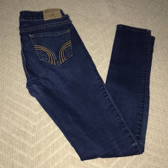 Hollister skinny jeans - Picture 3 of 4
